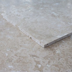 Travertin clasic standard chituit 40,6 × 40,6 × 1,2 cm